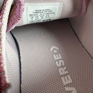 Converse Glitter Pink All Star Sneakers – Kids Size 3