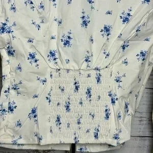 Close up of smocked elastic waist detail