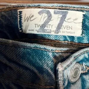 We The Free Women's Distressed Boyfriend Jeans